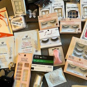 Box of Beauty, Makeup Accessories. Eye, Nails, Designs.  Hair and much much more